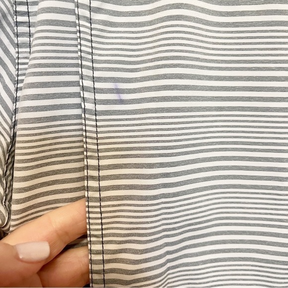 Columbia Omni Shade Striped Short Sleeve Button Down Shirt Gray Men’s Size L - Picture 7 of 10